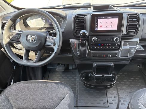 Used 2023 RAM ProMaster 2500 w/ Driver Convenience Group image 43