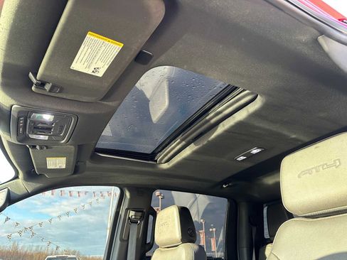 Used 2024 GMC Sierra 2500 AT4 w/ AT4 Premium Plus Package image 23