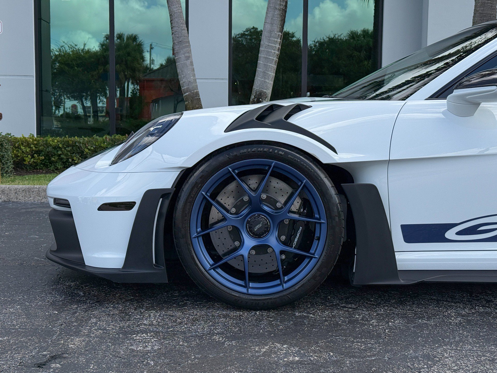 Used 2025 Porsche 911 GT3 RS RWD image 21