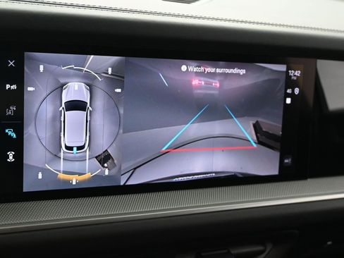 New 2025 Porsche Cayenne S AWD/4WD image 16