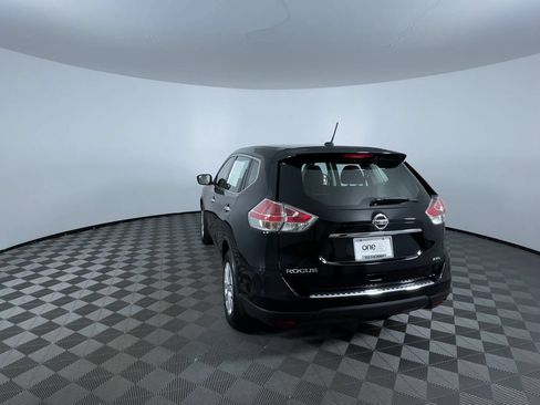 Used 2015 Nissan Rogue S AWD/4WD image 7