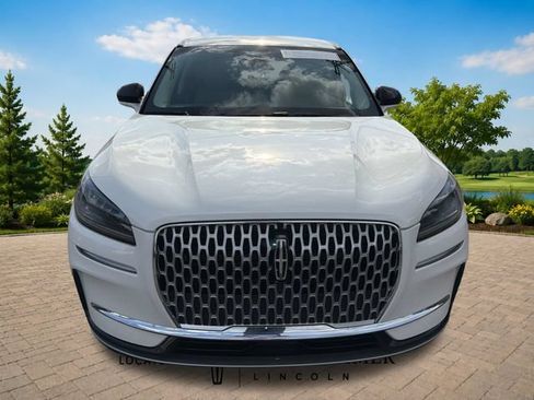 Certified 2023 Lincoln Corsair AWD image 11