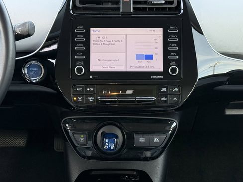 Used 2022 Toyota Prius XLE image 3