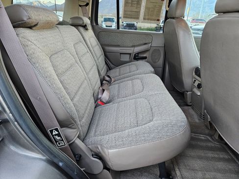 Used 2002 Ford Explorer XLS image 30