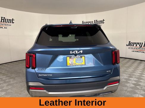Used 2025 Kia Sorento SX Prestige AWD/4WD image 6