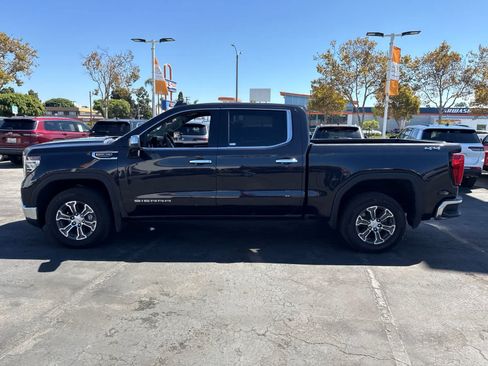 Used 2025 GMC Sierra 1500 SLT AWD/4WD image 22
