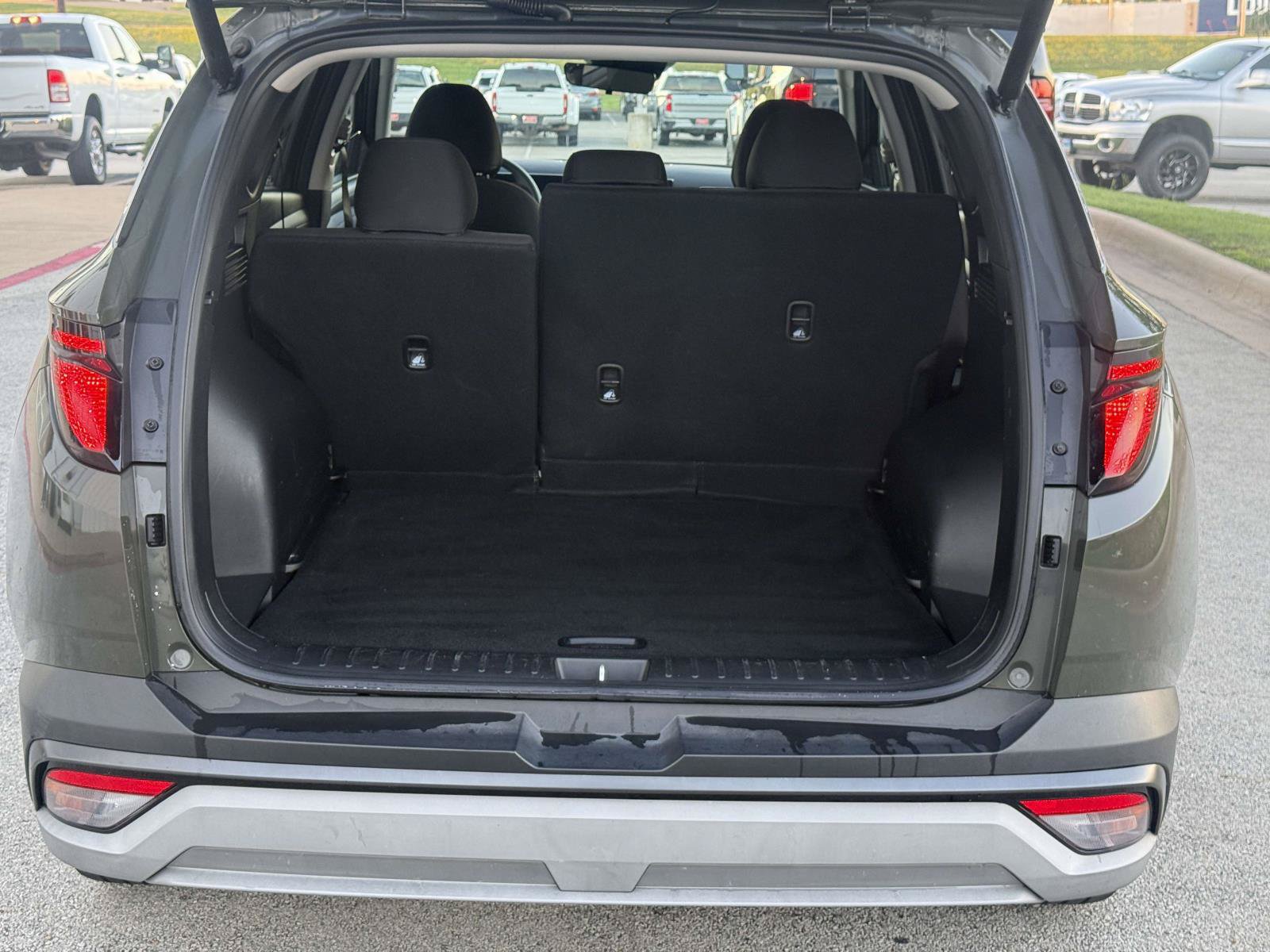 Used 2025 Hyundai Tucson SEL FWD image 6