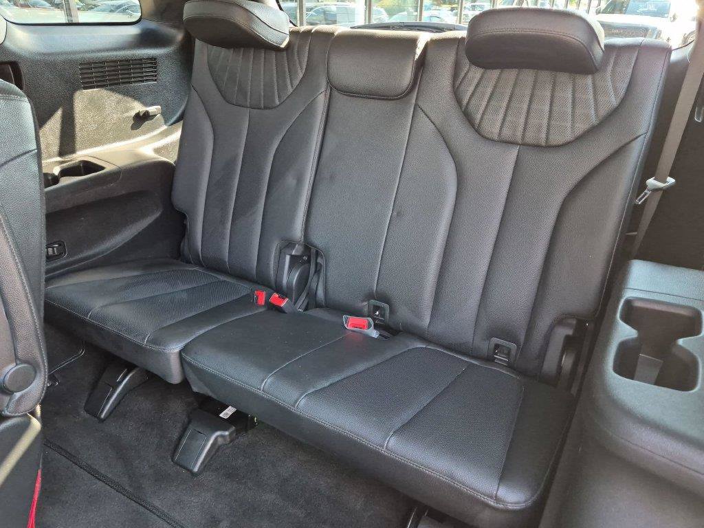 Used 2024 Hyundai Palisade Limited AWD/4WD image 30