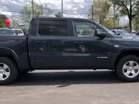 New 2026 RAM 1500 4x4 Crew Cab image 9