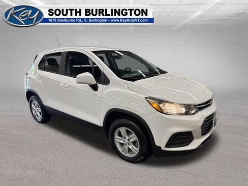 Used 2018 Chevrolet Trax LS AWD/4WD image 8