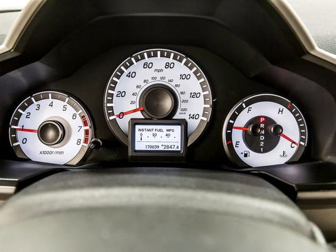 Used 2014 Honda Pilot Touring image 16