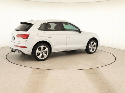 Used 2021 Audi Q5 Prestige w/ Prestige Package image 7