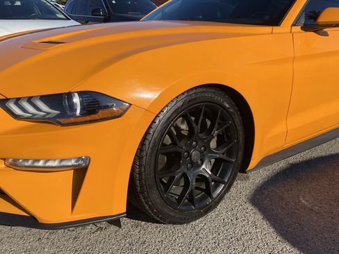 Used 2019 Ford Mustang Coupe w/ Ecoboost Performance Package image 8