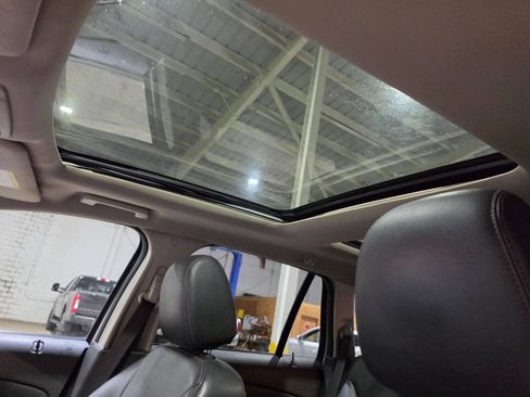 Used 2013 Ford Edge SEL AWD/4WD image 26