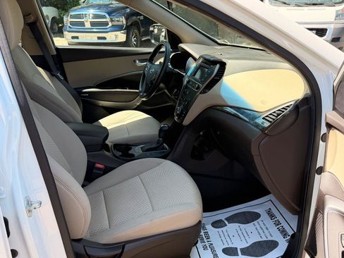 Used 2018 Hyundai Santa Fe Sport FWD image 24