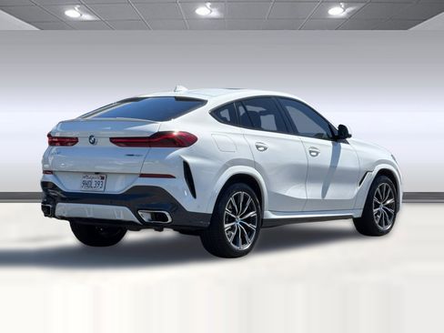 Certified 2023 BMW X6 xDrive40i w/ M Sport Package AWD/4WD image 8