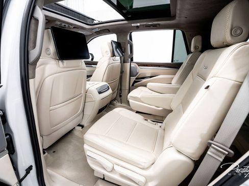 Used 2025 Cadillac Escalade Sport Platinum w/ LPO, Floor Liner Package image 41