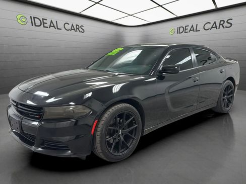 Used 2020 Dodge Charger SXT w/ Leather Interior Group RWD image 1