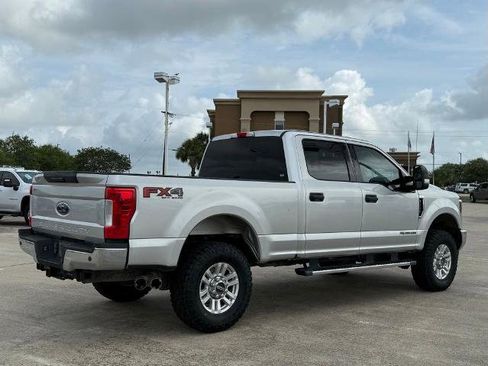 Certified 2019 Ford F250 XLT w/ XLT Value Package AWD/4WD image 5
