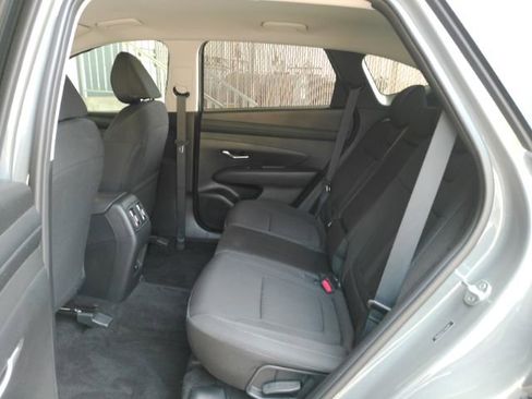 Used 2026 Hyundai Tucson SEL FWD image 18