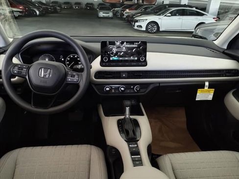 New 2025 Honda HR-V LX image 8