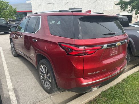 Used 2023 Chevrolet Traverse Premier AWD/4WD image 5