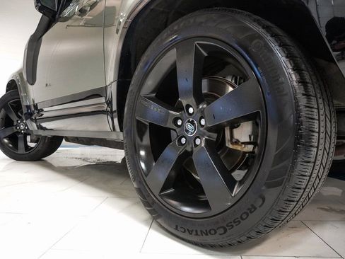 Used 2022 Land Rover Defender 90 X-Dynamic HSE AWD/4WD image 34