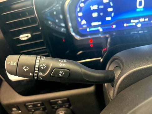 Used 2022 Chevrolet Silverado 1500 RST image 25