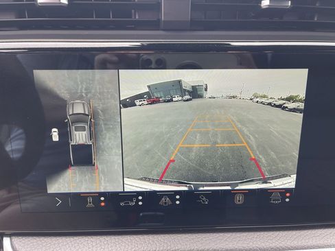 Used 2024 GMC Sierra 1500 Denali w/ Denali Reserve Package image 17