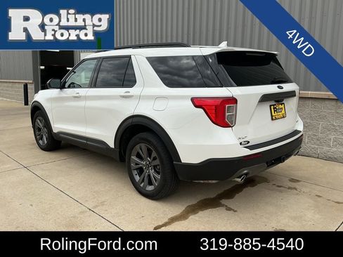 Used 2023 Ford Explorer XLT w/ Equipment Group 202A image 3