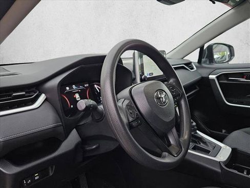 Used 2024 Toyota RAV4 XLE image 9
