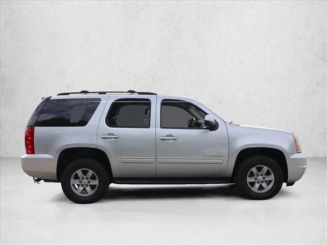 Used 2012 GMC Yukon SLE w/ Convenience Package AWD/4WD image 4