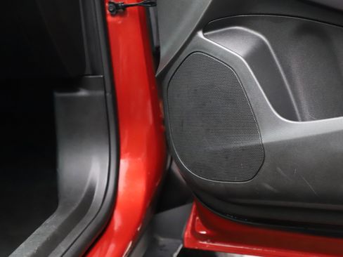 Used 2024 Chevrolet Trax ACTIV w/ Sunroof Package image 12