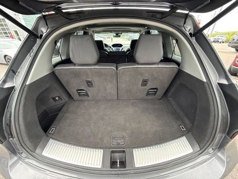 Used 2017 Acura MDX SH-AWD image 12