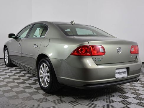 Used 2010 Buick Lucerne CXL image 4