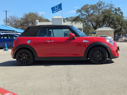 Used 2019 MINI Cooper S w/ Storage Package image 3