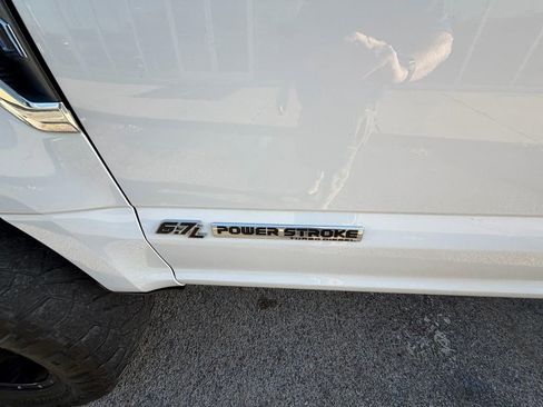 Used 2017 Ford F250 Lariat AWD/4WD image 9