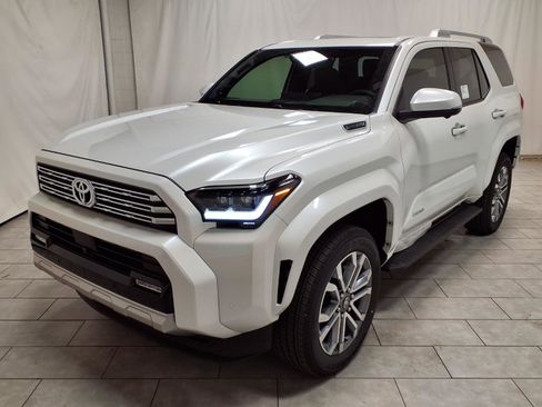 New 2026 Toyota 4Runner Limited AWD/4WD image 3