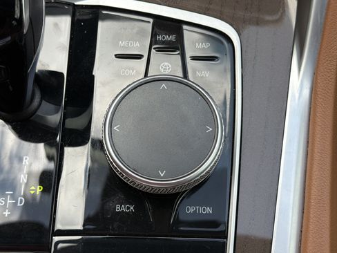 Used 2022 BMW X6 xDrive40i w/ Luxury Seating Package AWD/4WD image 9