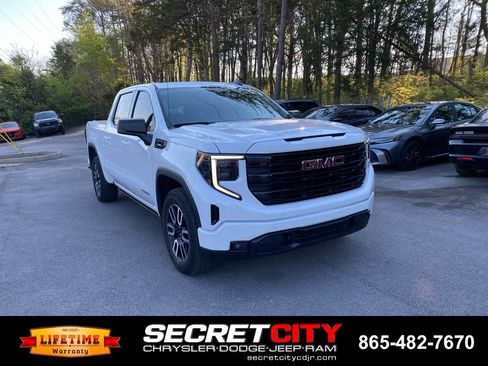 Used 2023 GMC Sierra 1500 Elevation image 3