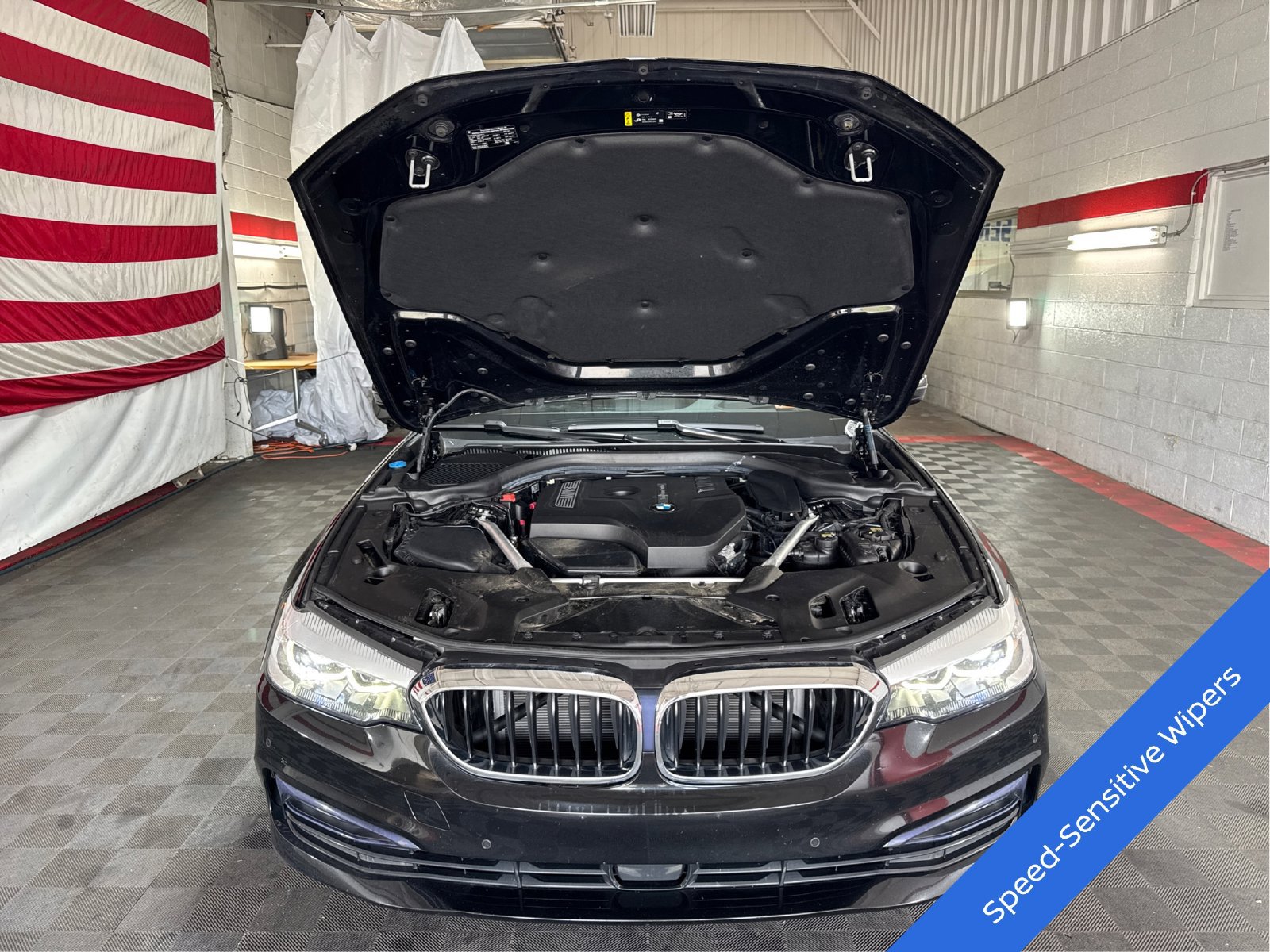 Used 2018 BMW 530i xDrive w/ Premium Package AWD/4WD image 11
