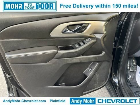 Used 2019 Chevrolet Traverse LT FWD image 16