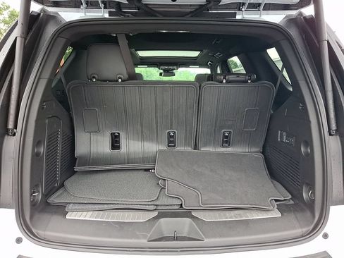 Used 2026 GMC Yukon Denali w/ Sun & Power Step Package AWD/4WD image 31