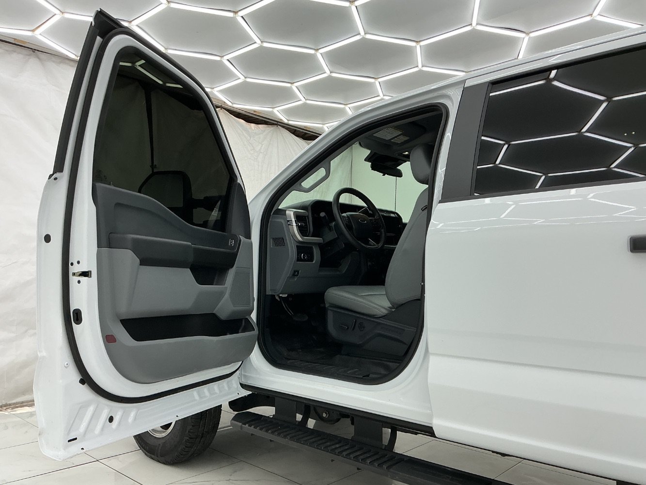 Used 2023 Ford F350 XL AWD/4WD image 18