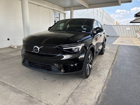 Used 2023 Volvo C40 P8 Recharge Plus AWD/4WD image 1