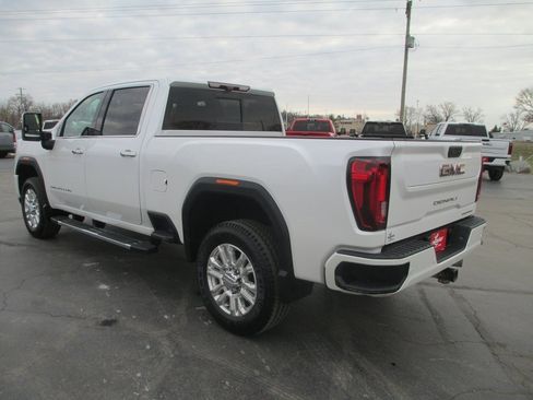 Used 2022 GMC Sierra 3500 Denali w/ Denali Ultimate Package image 8