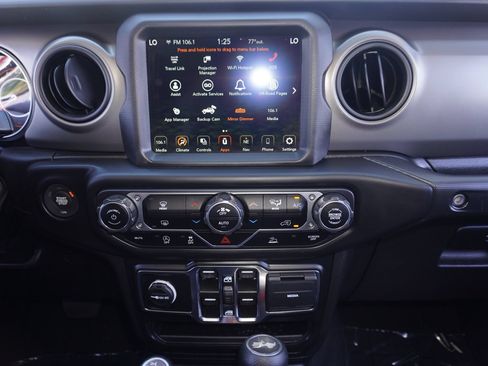 Used 2022 Jeep Wrangler Unlimited Sport AWD/4WD image 19