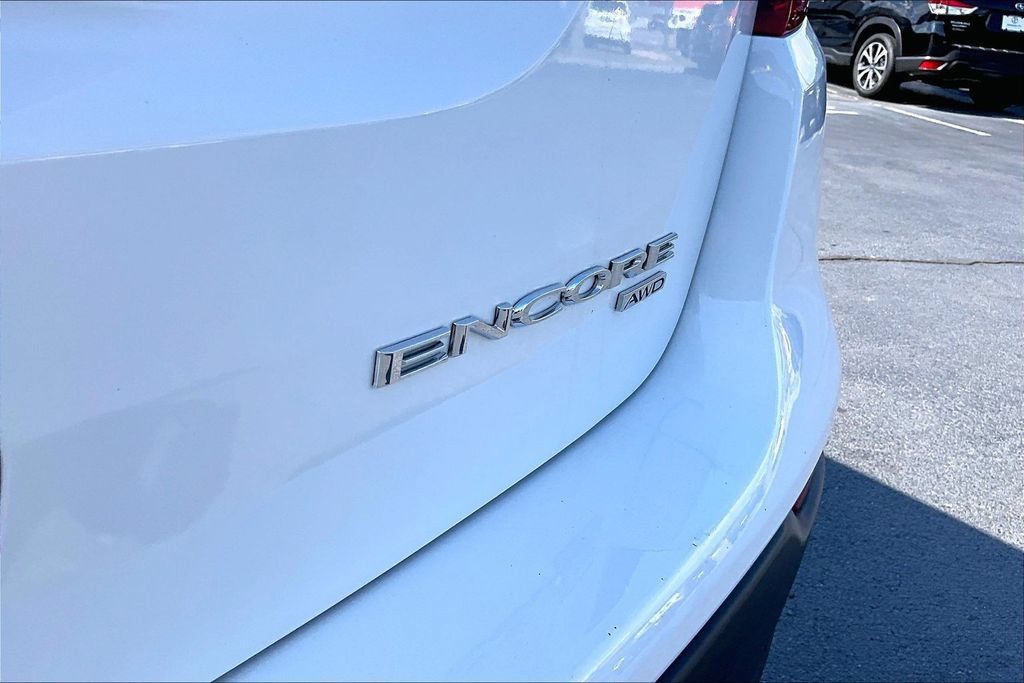 Used 2022 Buick Encore Preferred w/ Safety Package AWD/4WD image 8