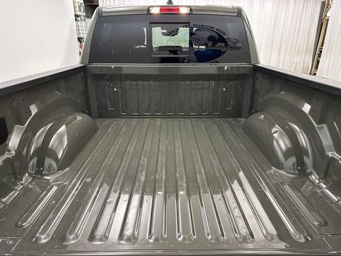 Used 2026 RAM 1500 Laramie AWD/4WD image 23