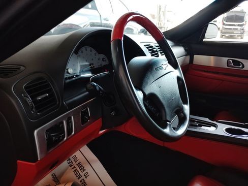 Used 2002 Ford Thunderbird RWD image 19